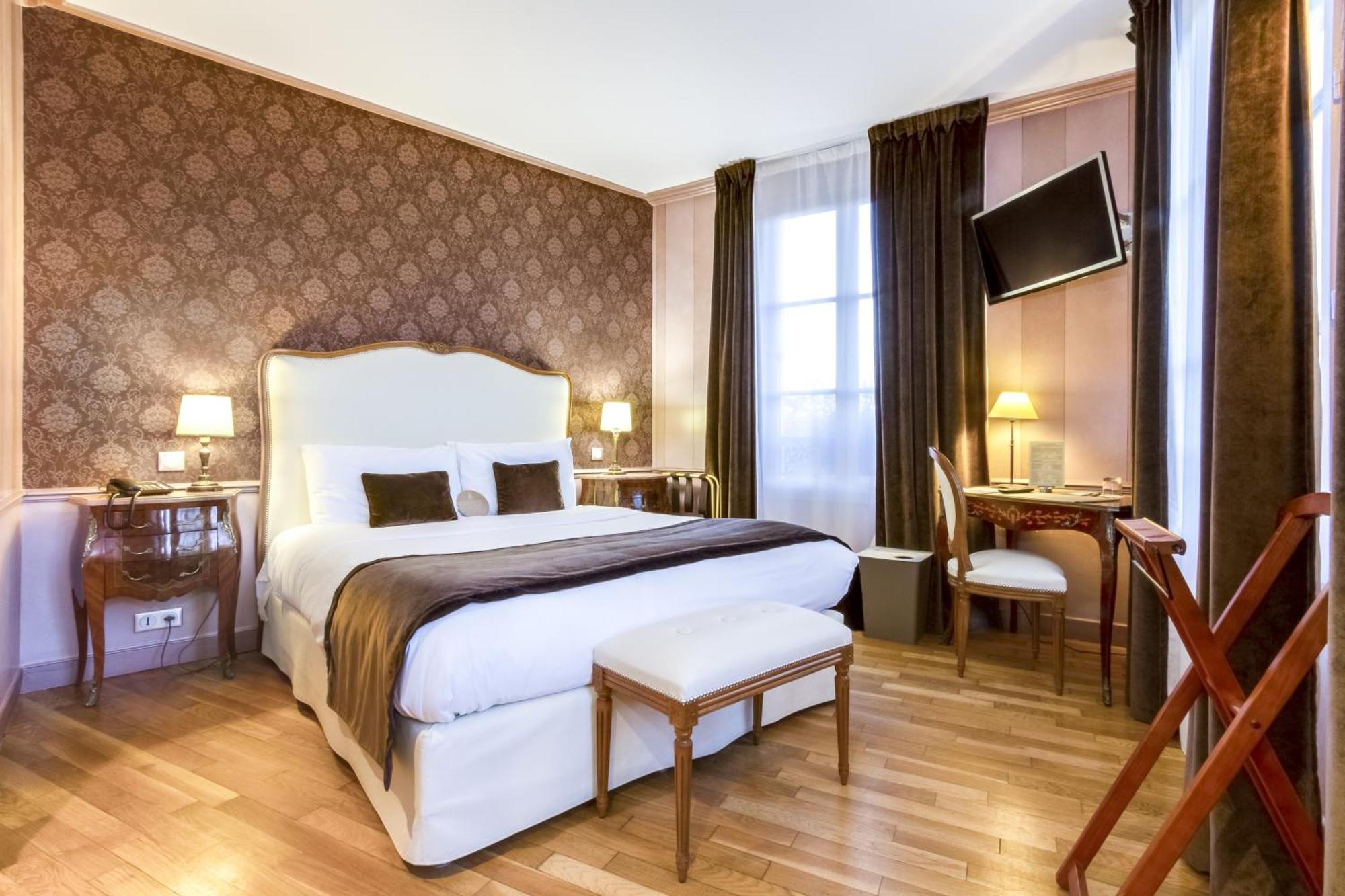 Deluxe Double Room View